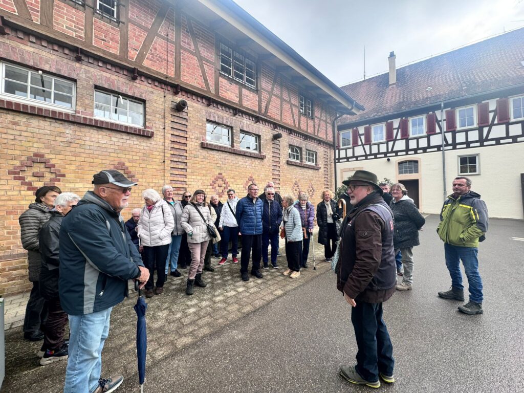 Am 18.04.2024 luden wir unsere Mitglieder in das Haupt- und Landgestüt in Marbach ein.